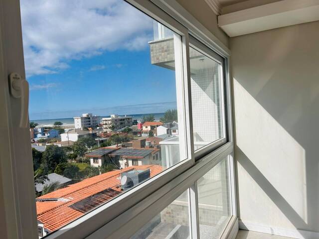 #111 - Apartamento para Venda em Arroio do Sal - RS - 2
